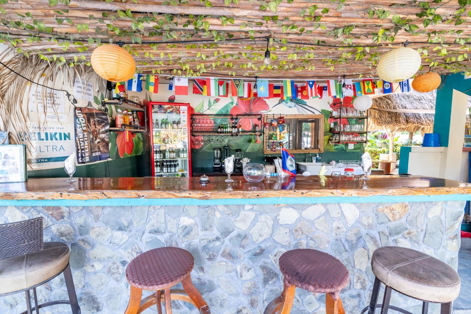 Drift Inn Cayo Santa Elena Exterior photo
